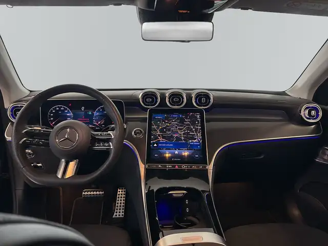 Mercedes-Benz GLC view 7
