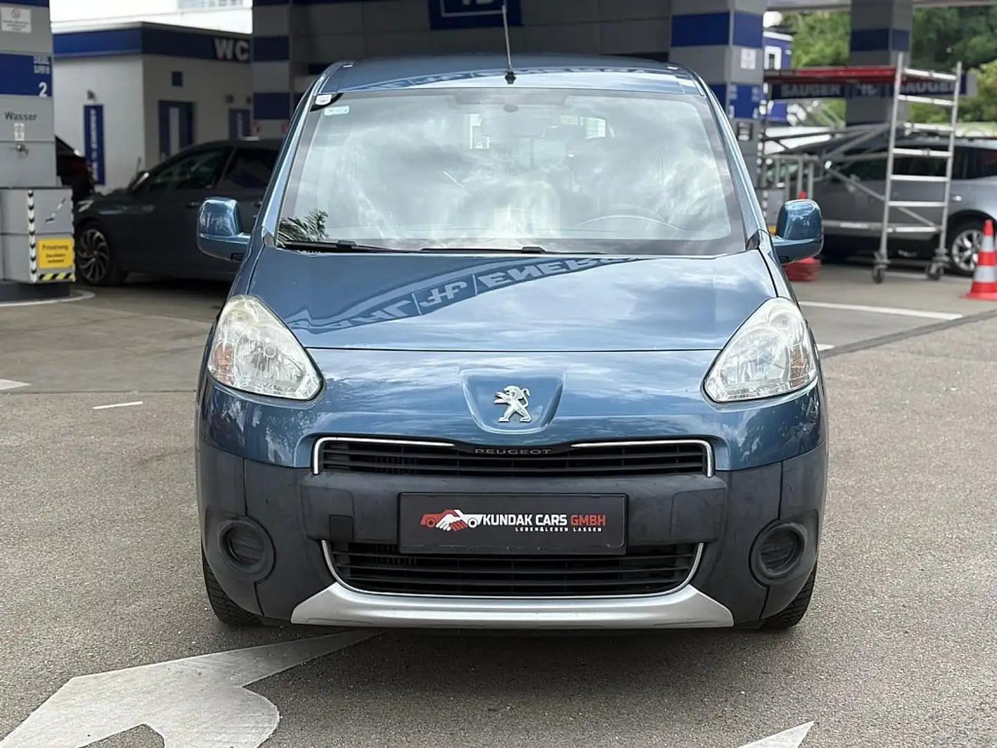 Peugeot Partner Tepee Active 1,6 e-HDi **ERSTBESITZ**PICKERL 05... Blau - 2
