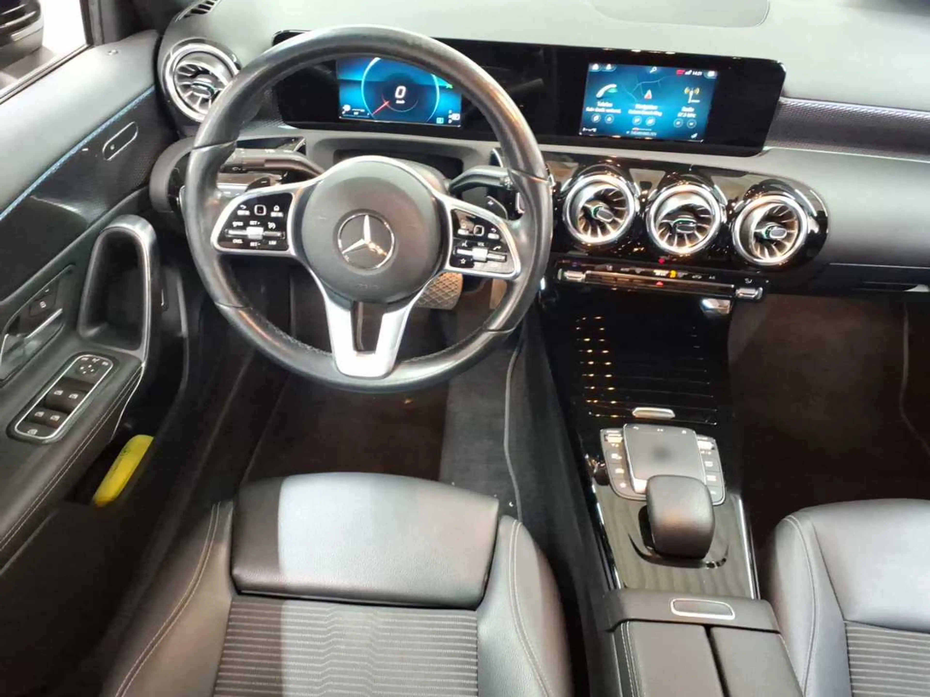 Mercedes-Benz A 220 A 220 d 8G- Progressive AHK BusiP KAM — photo 10
