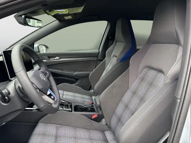 Volkswagen Golf view 10