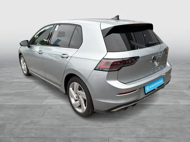 Volkswagen Golf view 4