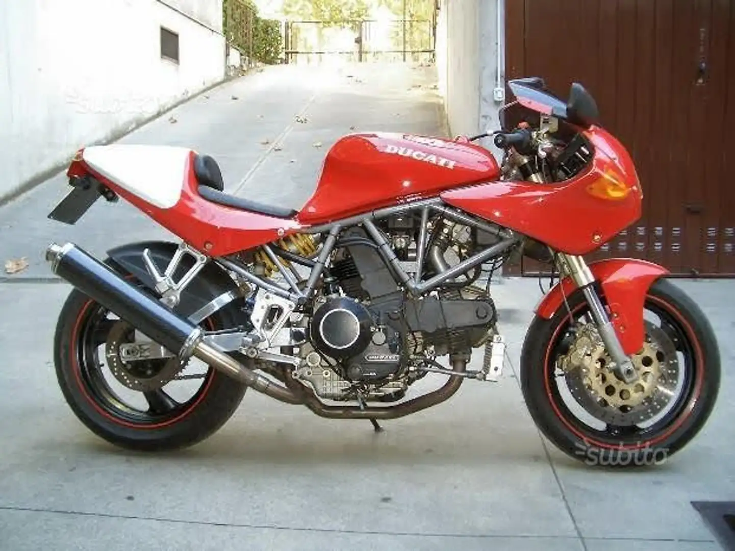 Ducati 900 SS - 2
