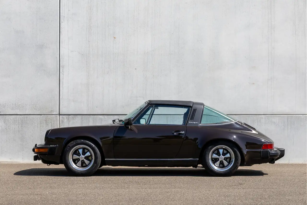 Porsche 992 3.0 SC TARGA, foto 3