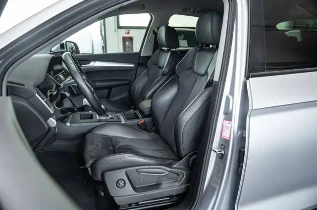 Audi Q5 view 7