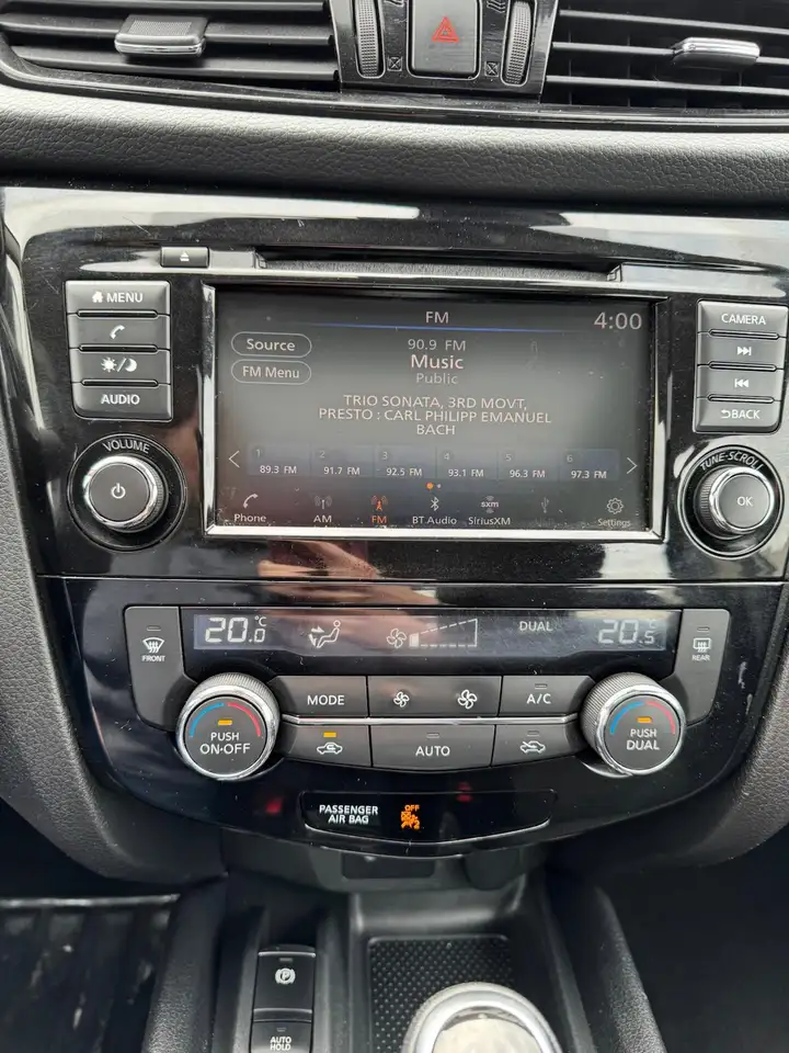 Nissan Qashqai снимка Nissan Qashqai