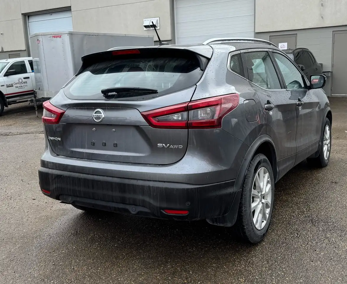 Nissan Qashqai снимка Nissan Qashqai