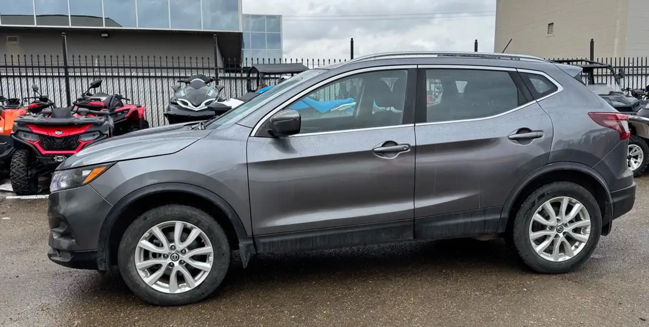 Nissan Qashqai снимка Nissan Qashqai