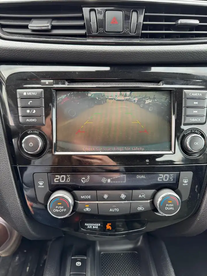 Nissan Qashqai снимка Nissan Qashqai