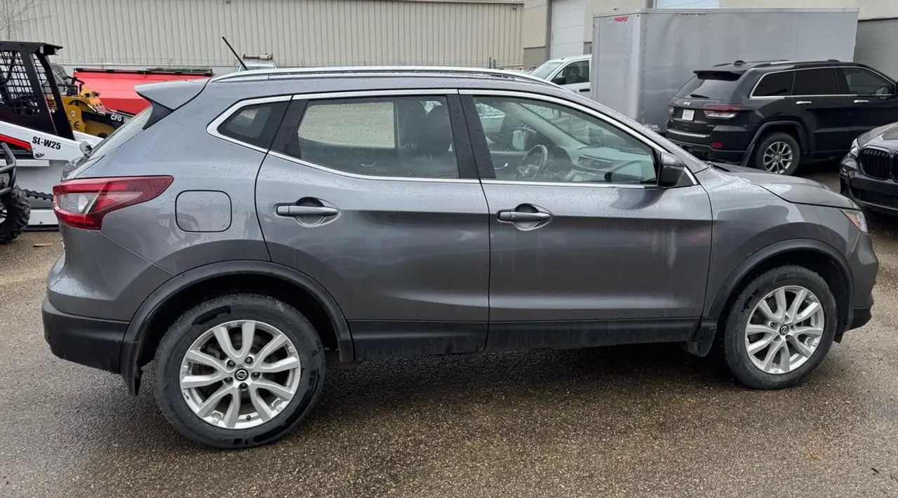 Nissan Qashqai снимка Nissan Qashqai