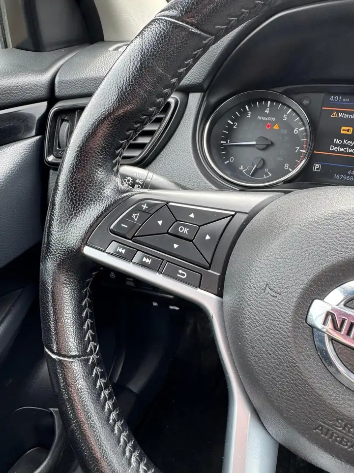 Nissan Qashqai снимка Nissan Qashqai