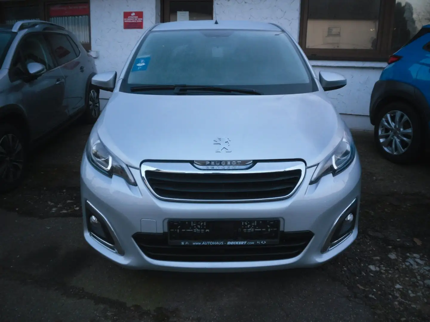 Peugeot 108 Allure erst 34000KM Klima 72 PS Gris - 2