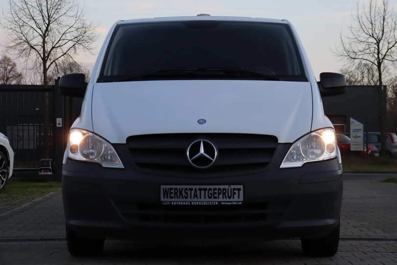 Mercedes-Benz Vito 116 CDI extralang *TÜV-Neu*Klima*AHK* Weiß - 2