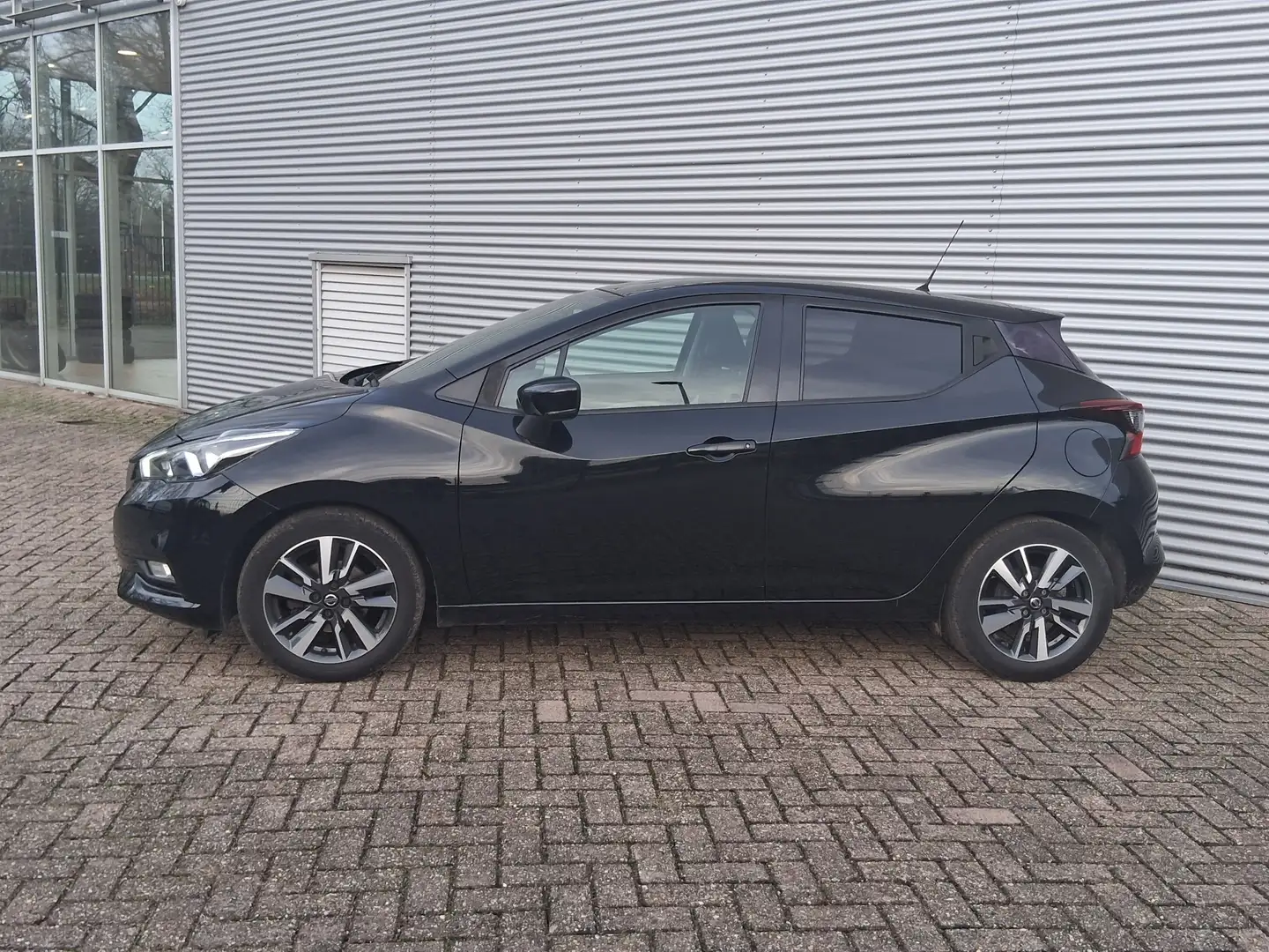 Nissan Micra 1.0 IG-T N-Connecta | Navi | Camera | Cruise | LM Zwart - 2
