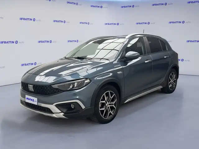 Fiat Tipo 1.5 HYBRID DCT 5 PORTE CROSS