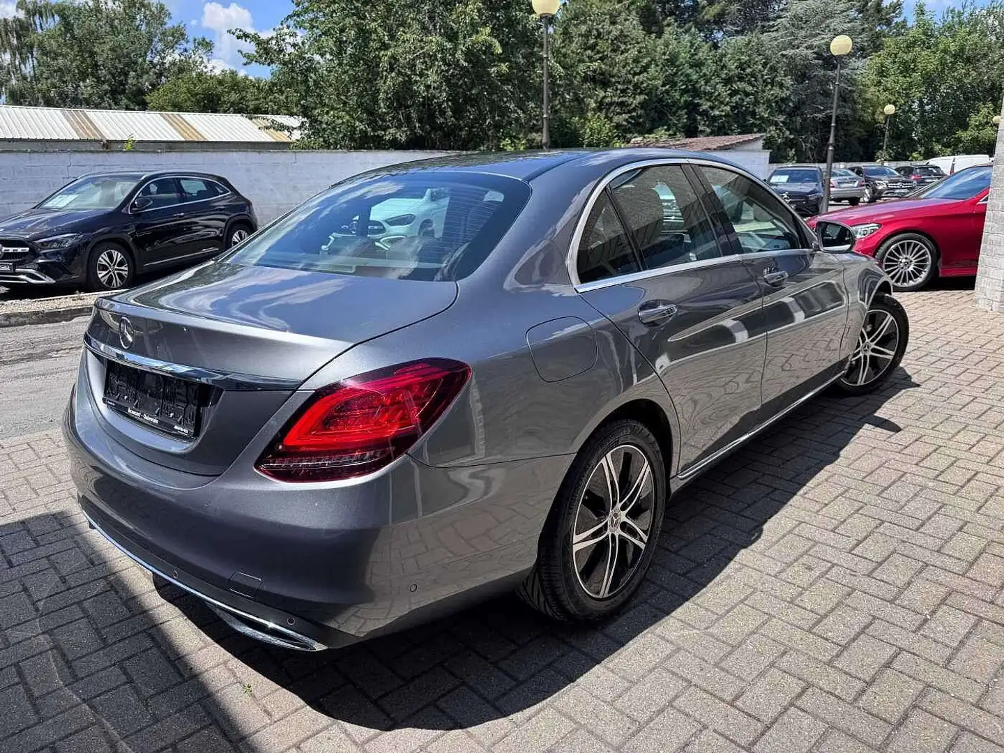 Mercedes-Benz C 180 d Avantgarde Gris - 2