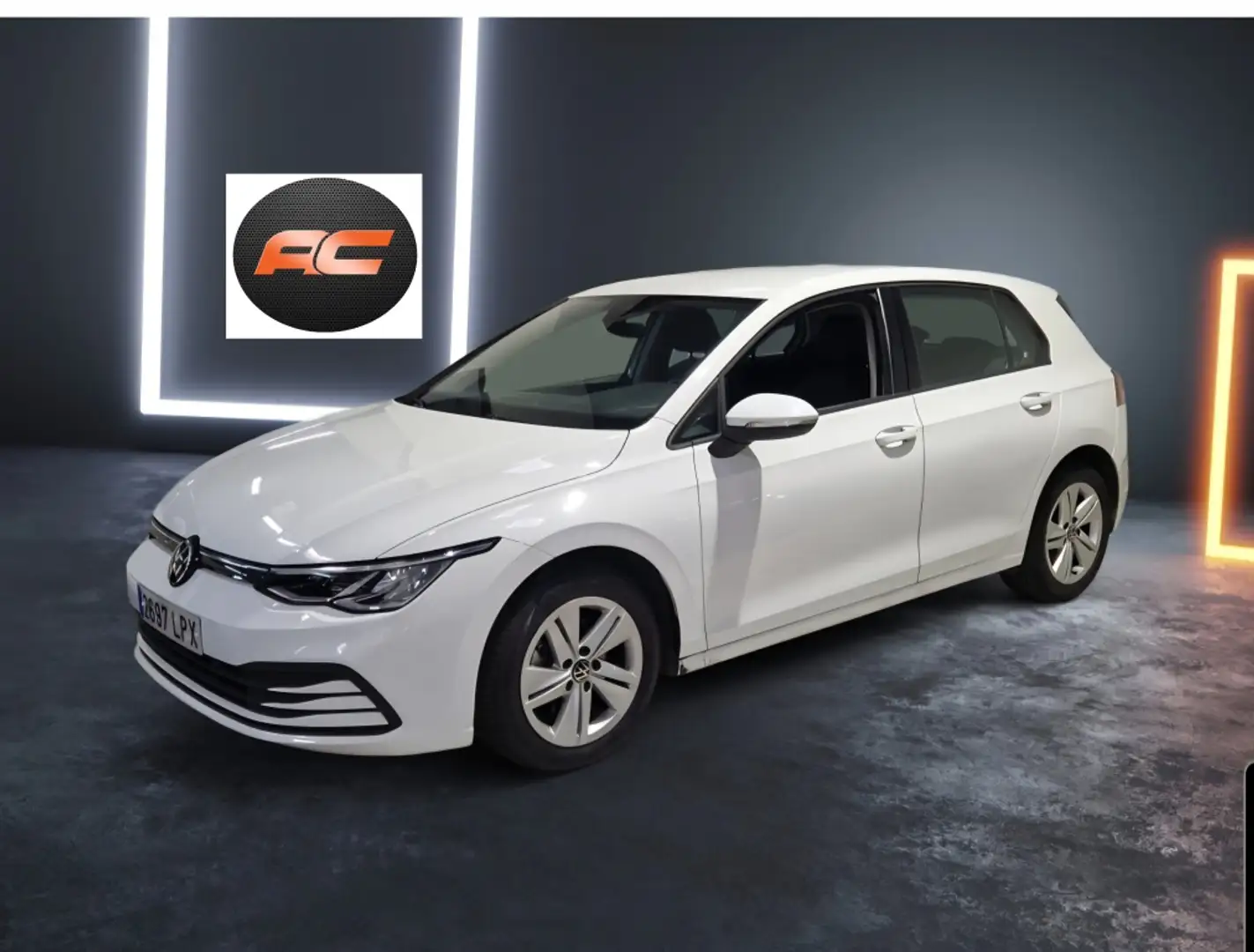 Volkswagen Golf 1.0 TSI 81kW Wit - 1