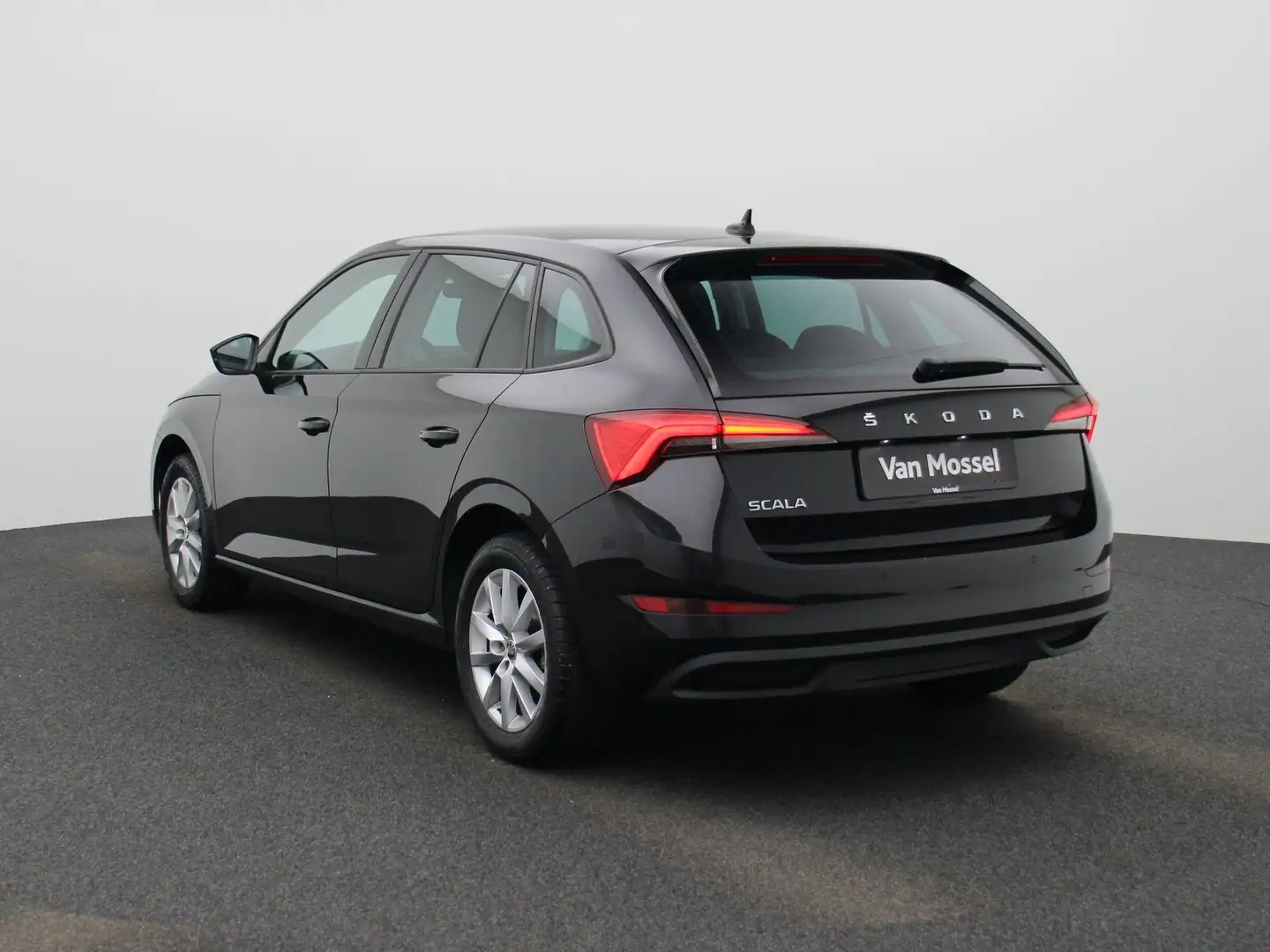 Skoda Scala 1.0 TSI 70kW Ambition Noir - 2