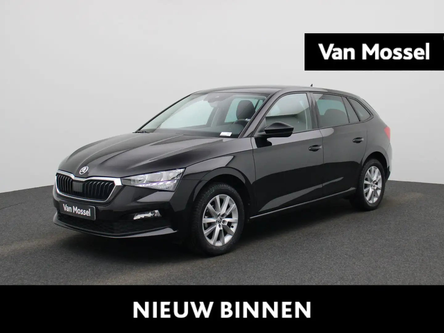 Skoda Scala 1.0 TSI 70kW Ambition Noir - 1