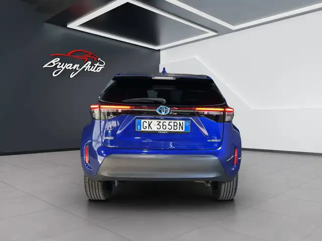 Toyota Yaris Cross view 4