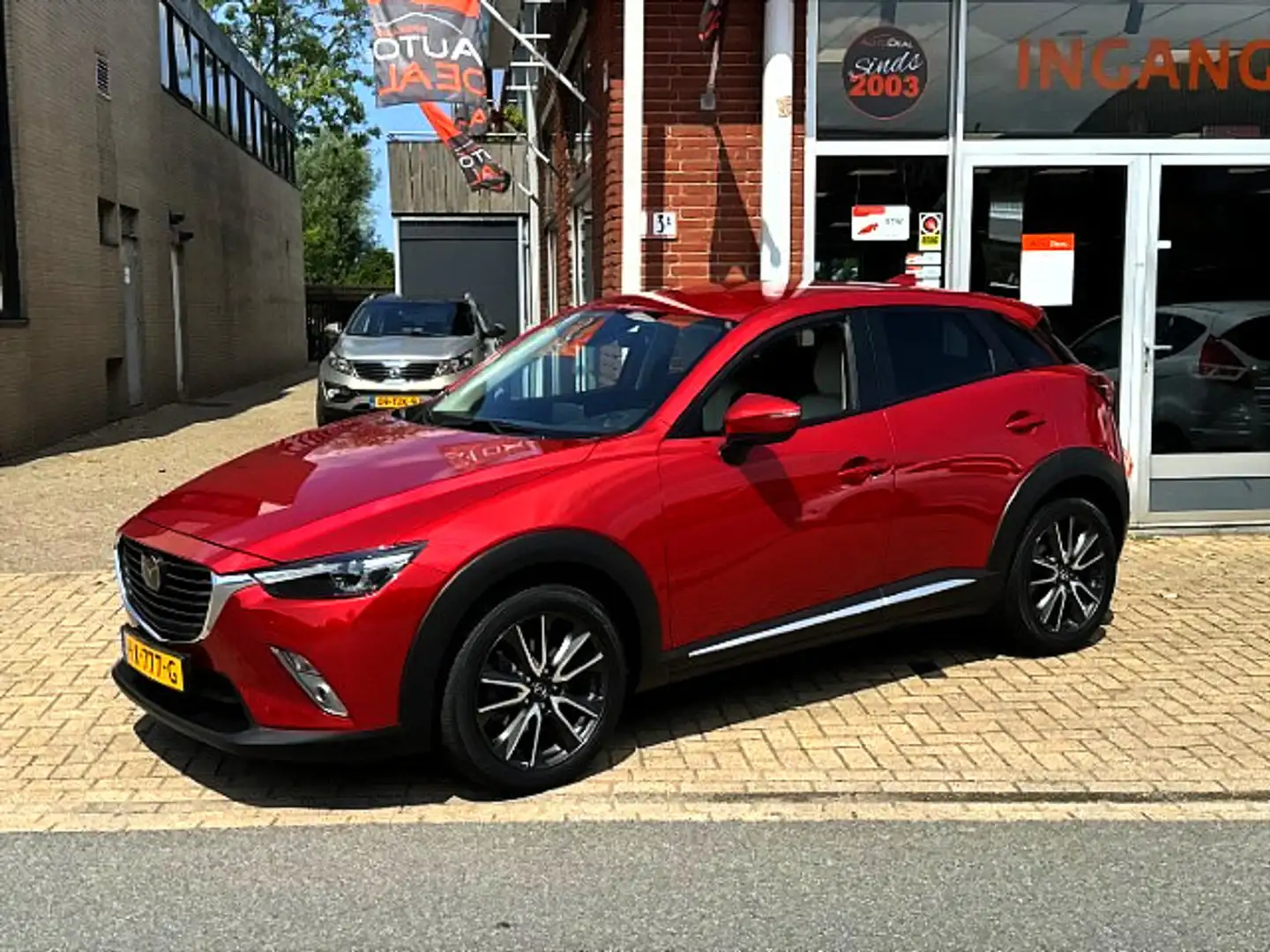 Mazda CX-3 2.0 SkyActiv-G 120 GT-M Leer, Head up Rood - 1