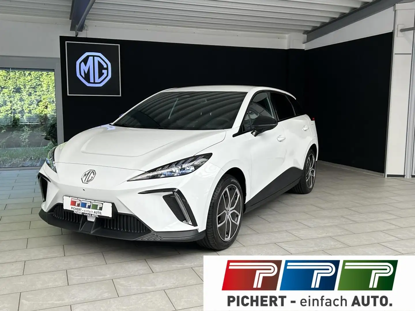 MG MG4 Luxury MY24 *Standard Range 49 kwh Weiß - 1
