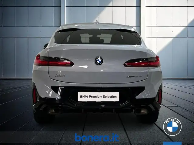 BMW X4 view 7