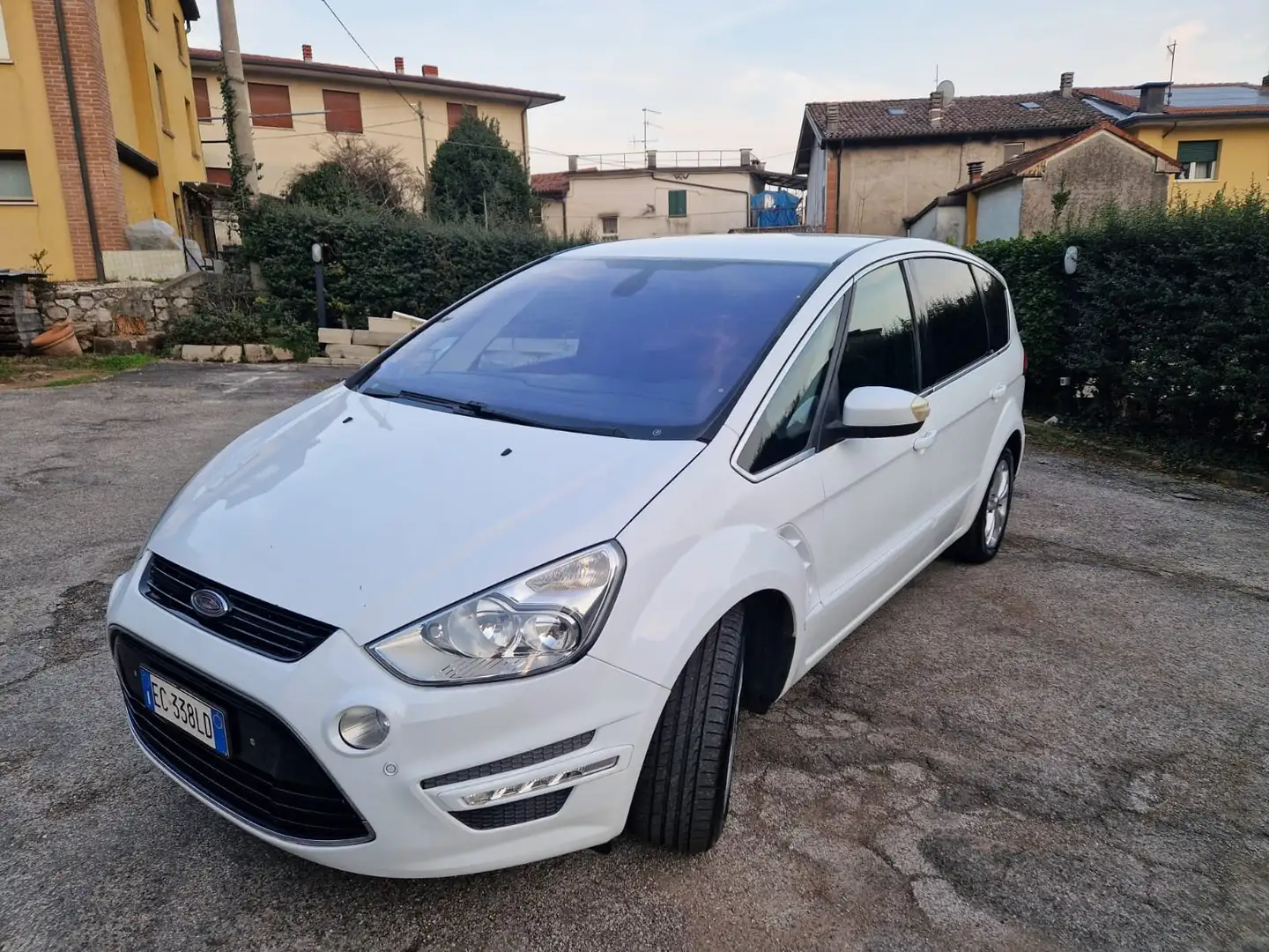 Ford S-Max S-Max I 2010 2.0 tdci Titanium 163cv Bianco - 1