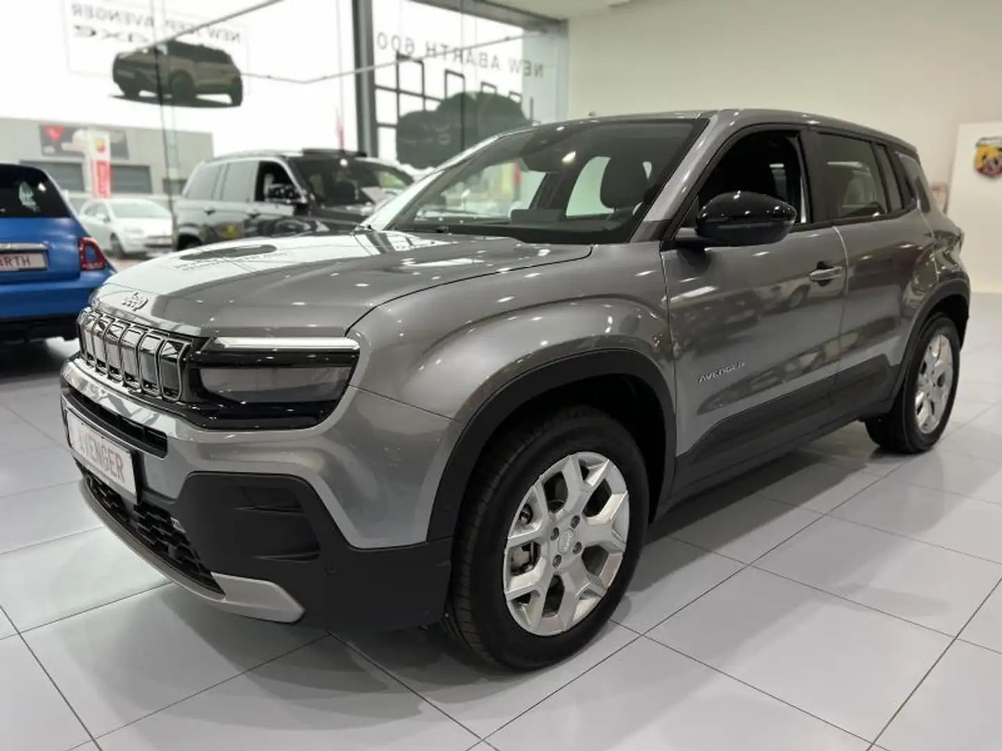 Jeep Avenger Altitude BEV 156PK Grey - 1
