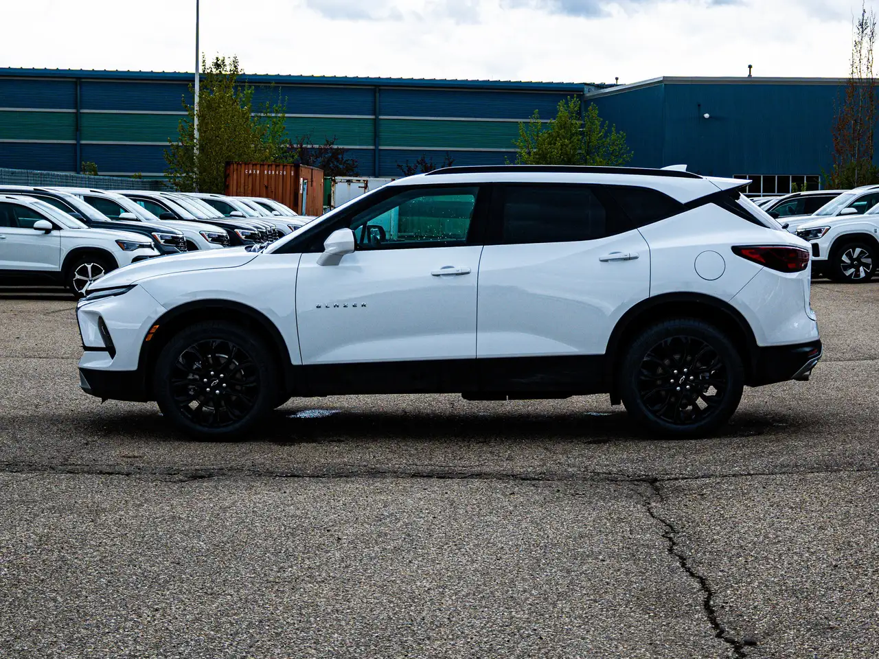 Chevrolet Blazer снимка Chevrolet Blazer