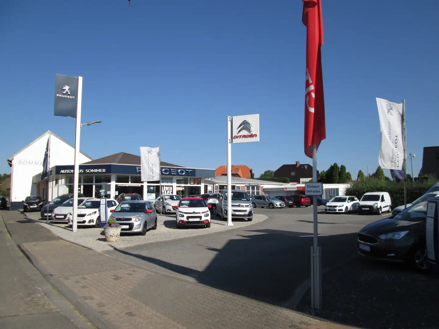Peugeot 2008 GT PureTech 130 EAT8 Grau - 2