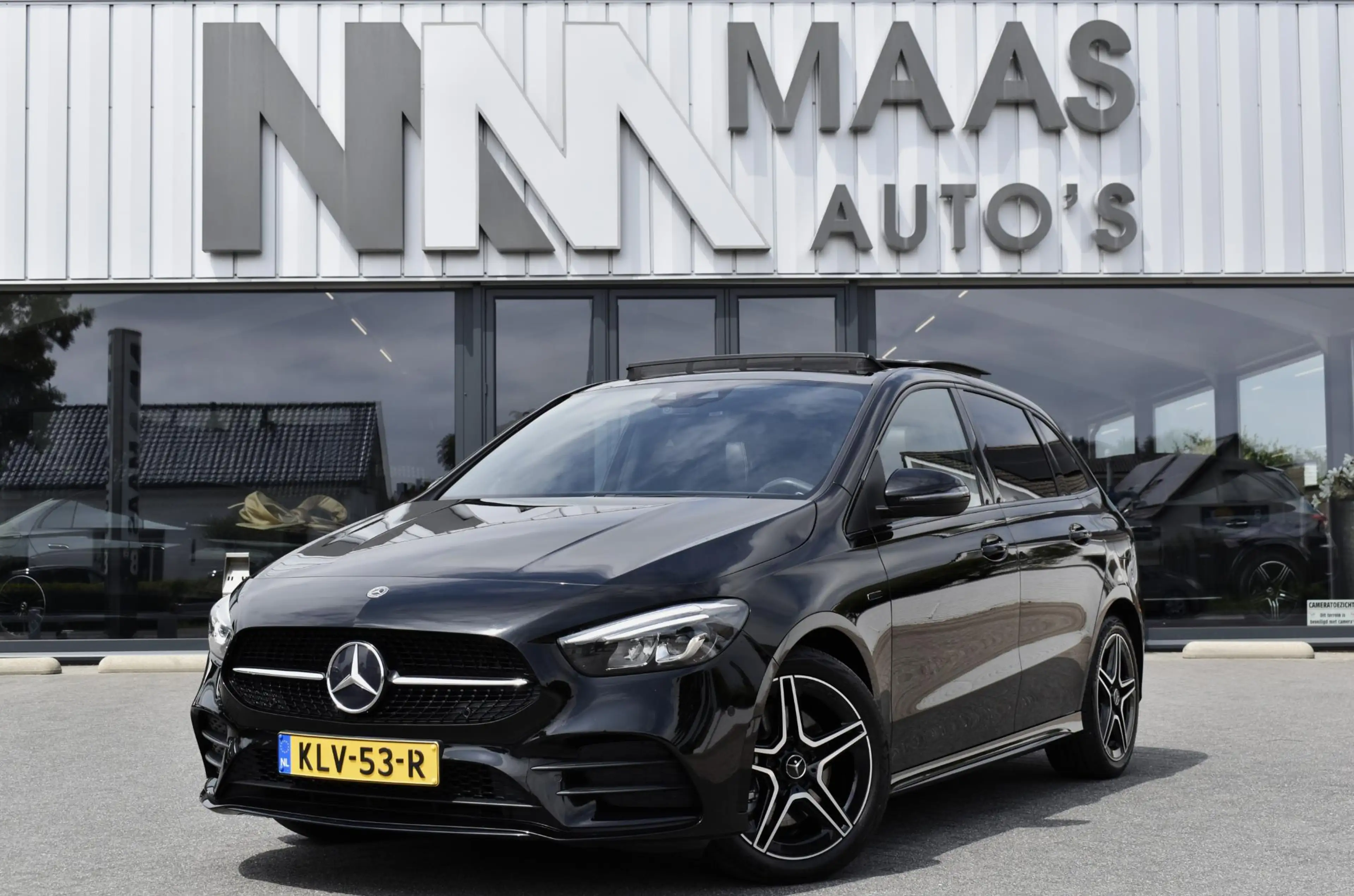Mercedes-Benz B 250 e AMG Line