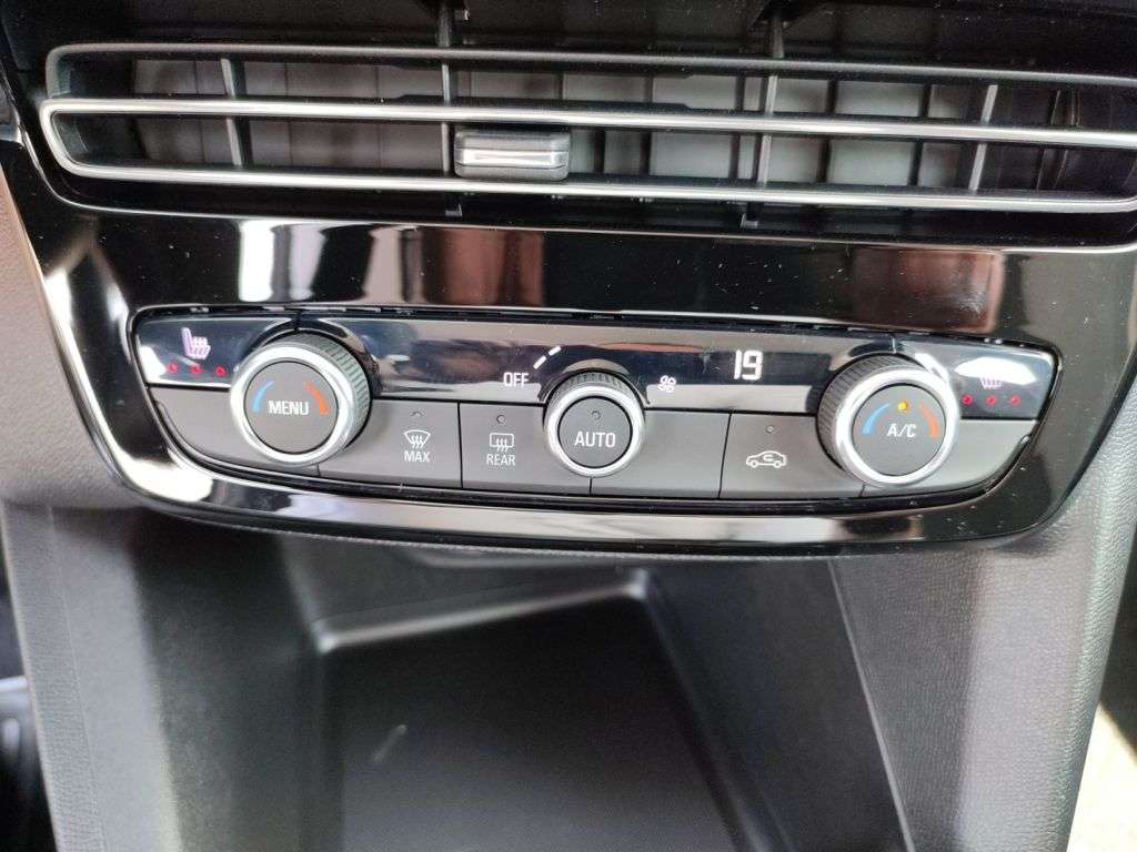 Opel Mokka E