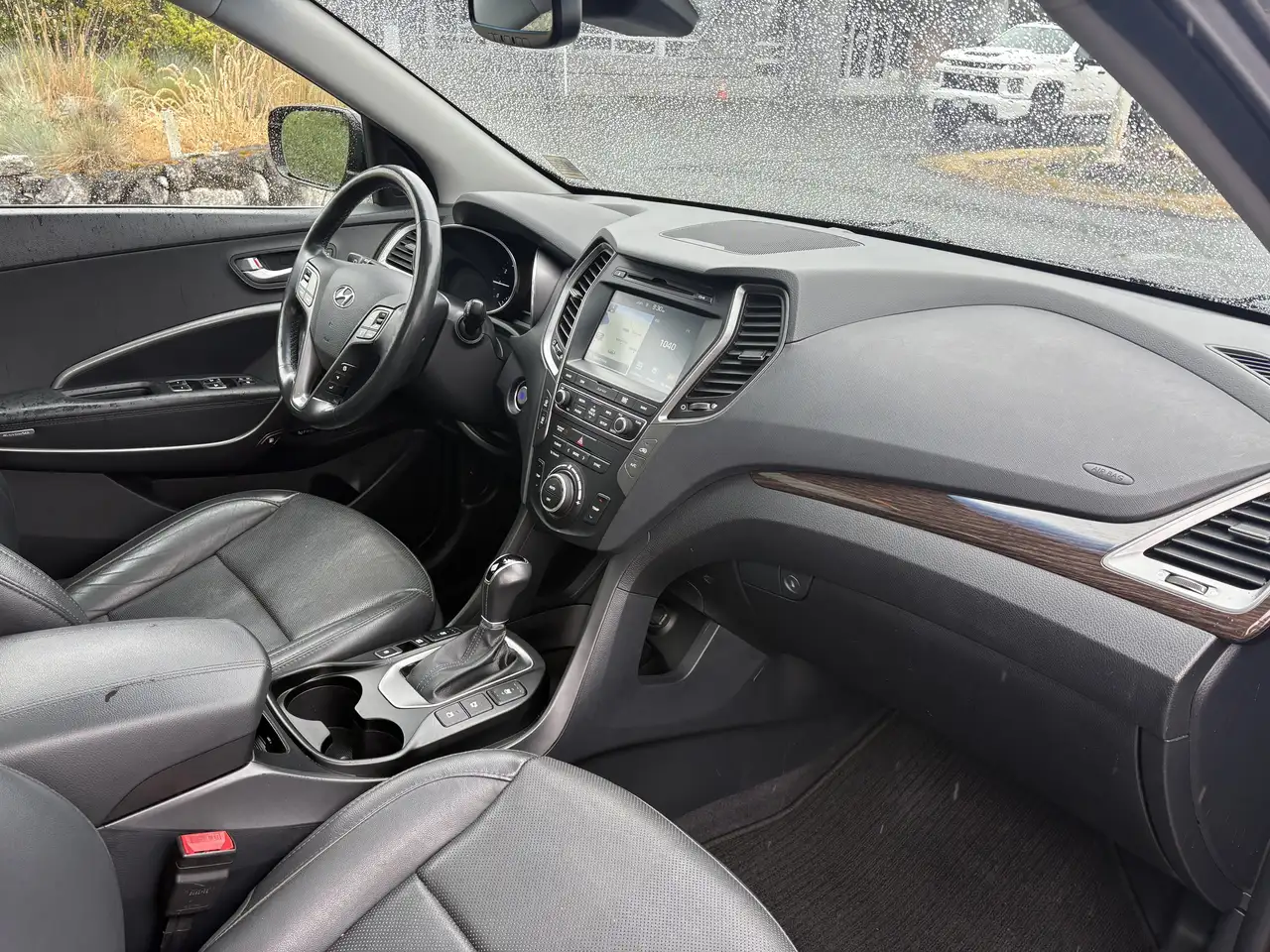 Hyundai SANTA FE снимка Hyundai SANTA FE
