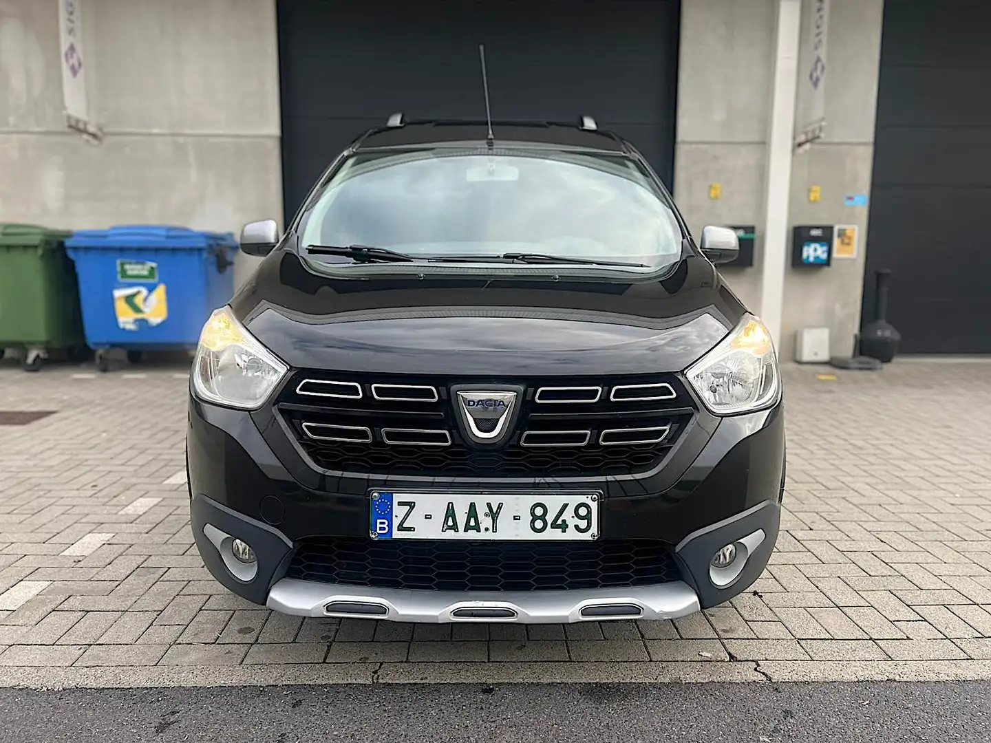 Dacia Dokker *** Sous option / Réservée *** - 2