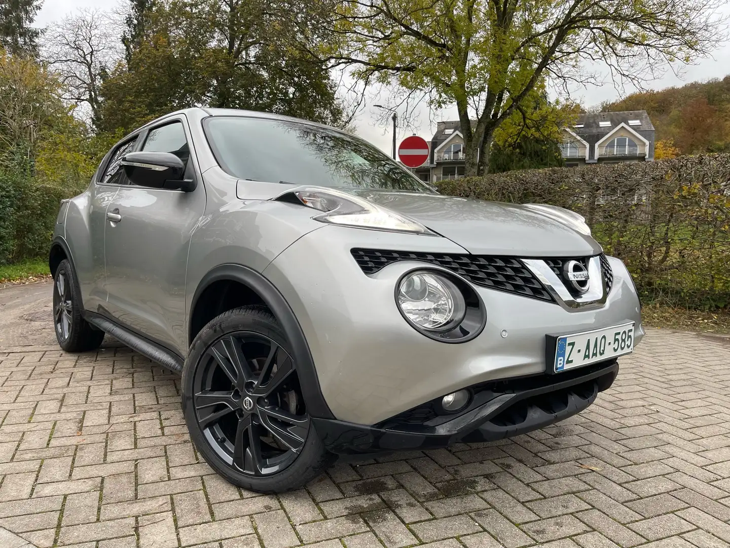 Nissan Juke 1.2 DIG-T 2WD N-Connecta 17'' Creative Argent - 1