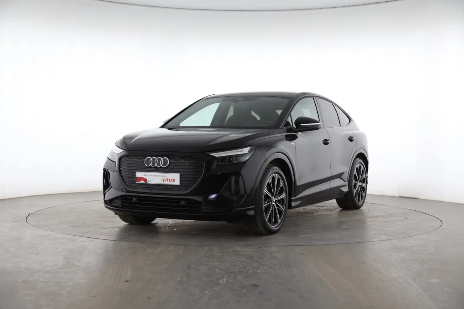 Audi Q4 e-tron Q4 Sportback e-tron 50 quattro S line MMI NAVI+ Schwarz - 2