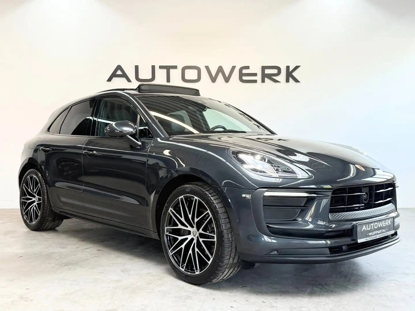 Porsche Macan *PANO*LUFT*AHK*21ZOLL*KAMERA*BOSE* Gris - 1