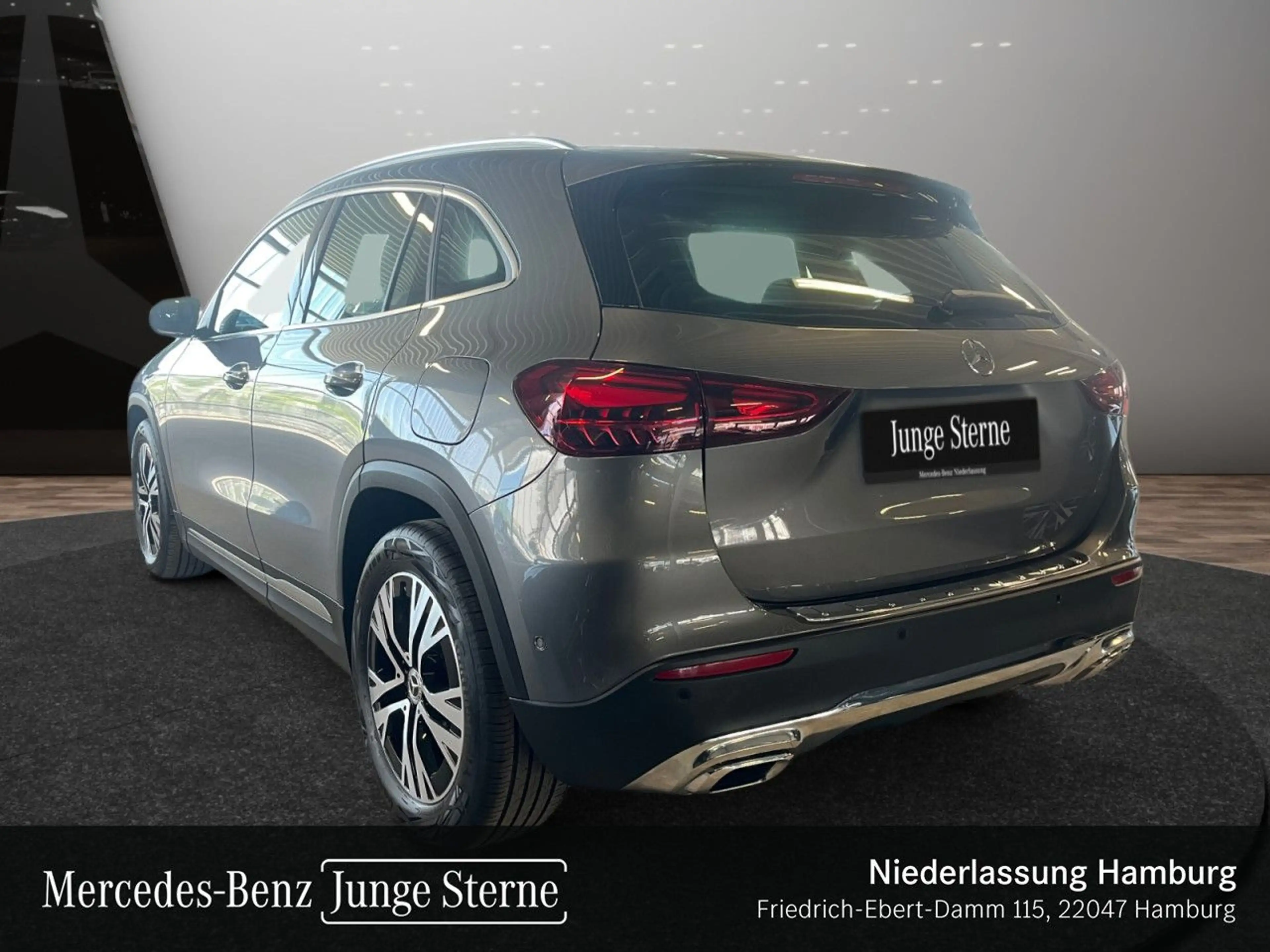 Mercedes-Benz GLA 250 4M PROGRESSIVE+PANO+360°+LED+TOTW+KEYLESS — photo 9