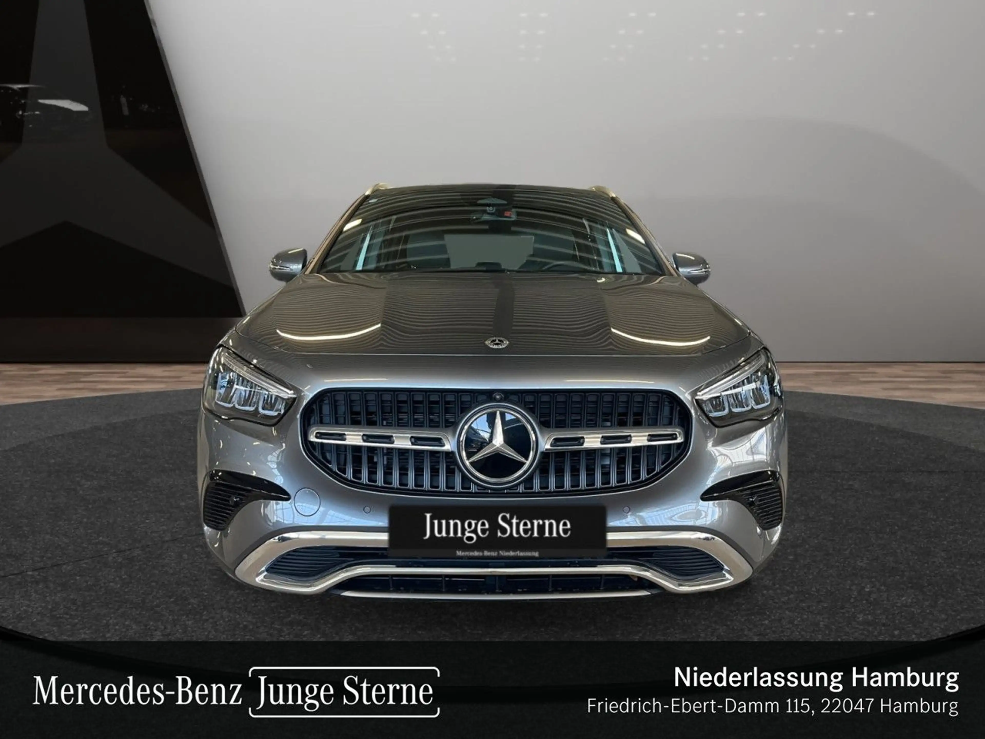 Mercedes-Benz GLA 250 4M PROGRESSIVE+PANO+360°+LED+TOTW+KEYLESS — photo 3
