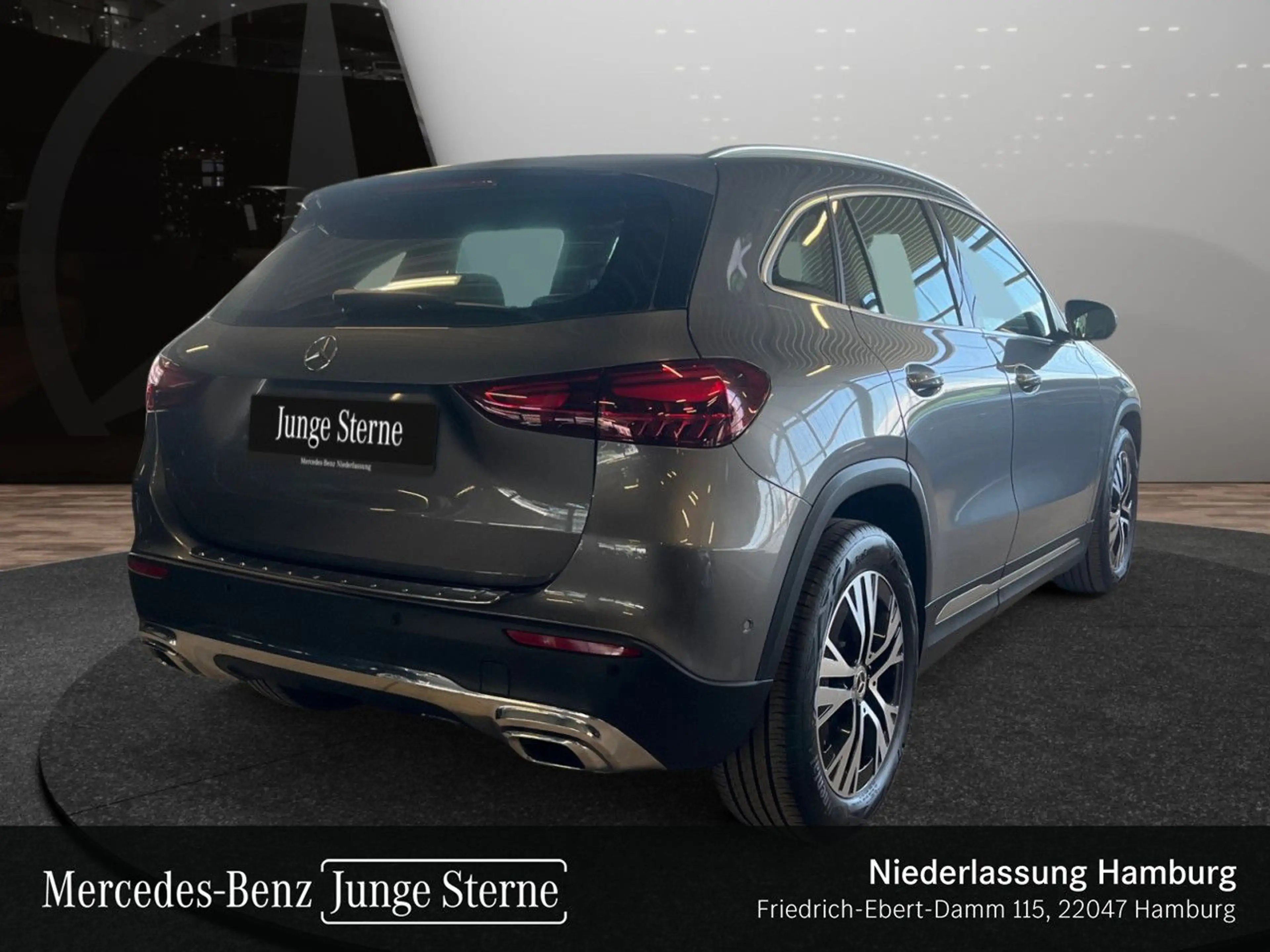 Mercedes-Benz GLA 250 4M PROGRESSIVE+PANO+360°+LED+TOTW+KEYLESS — photo 6