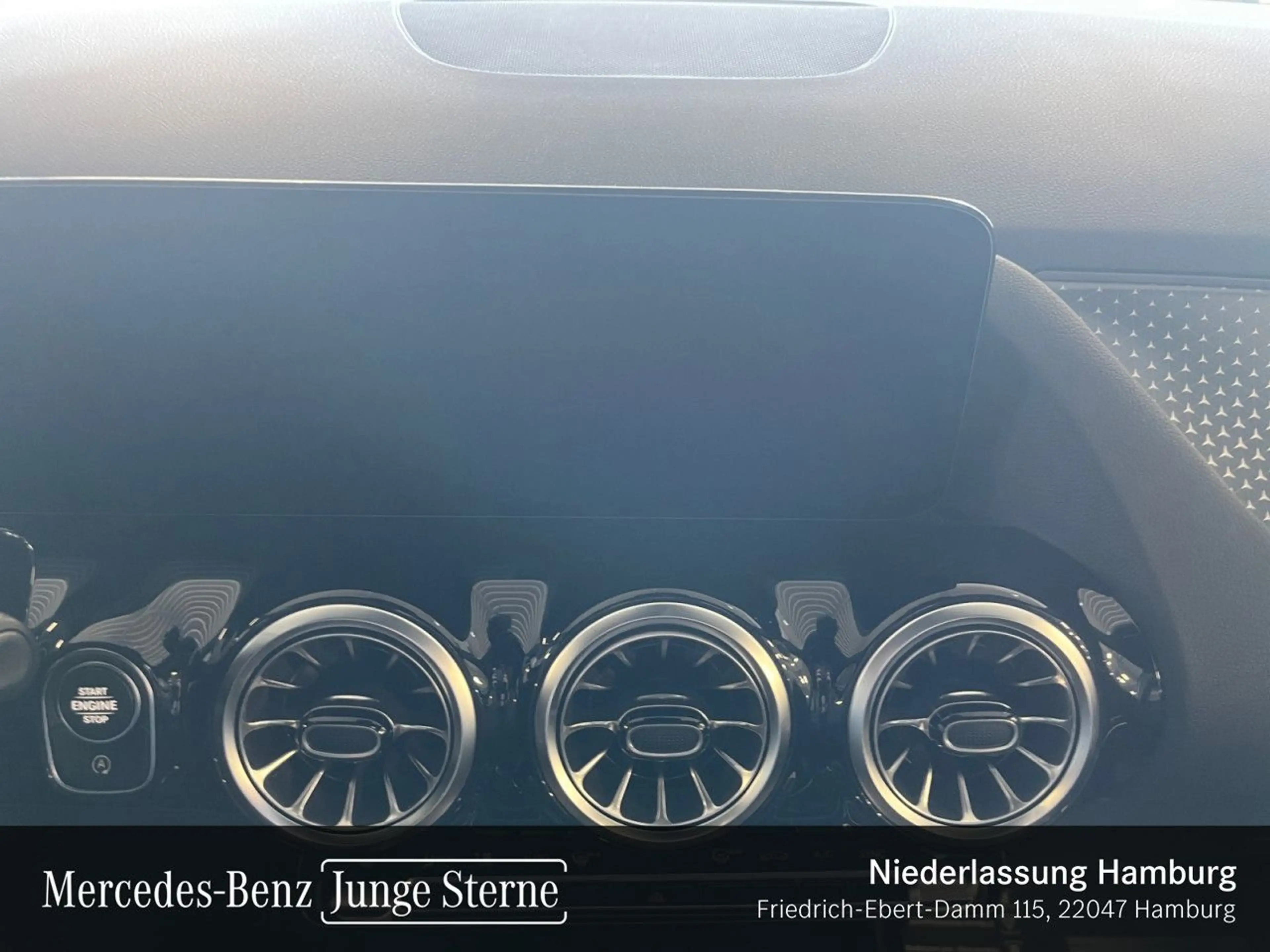 Mercedes-Benz GLA 250 4M PROGRESSIVE+PANO+360°+LED+TOTW+KEYLESS — photo 15