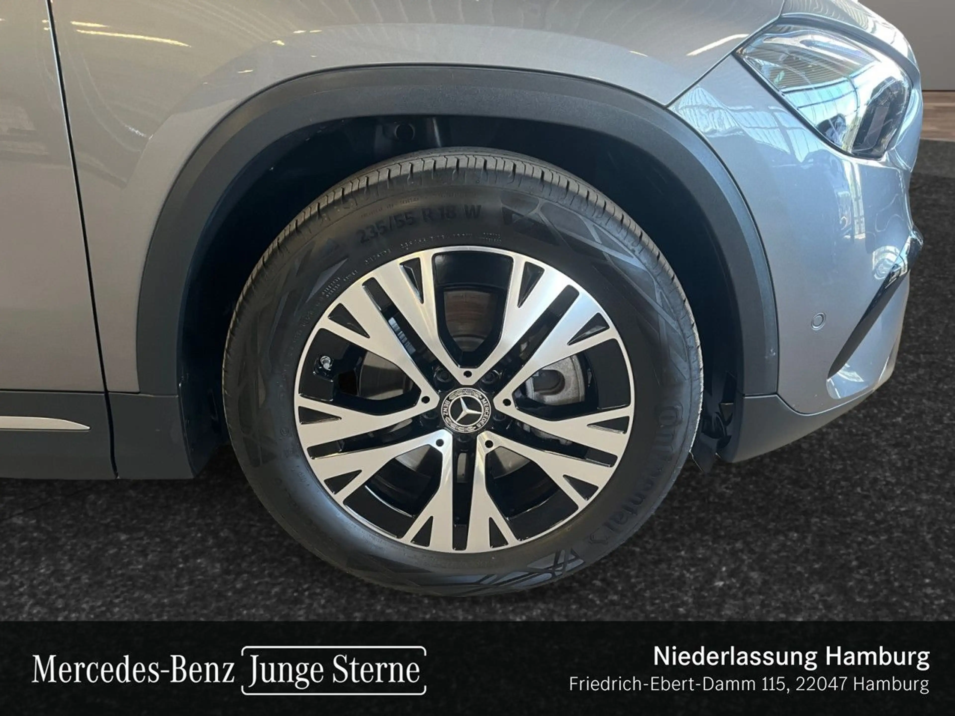 Mercedes-Benz GLA 250 4M PROGRESSIVE+PANO+360°+LED+TOTW+KEYLESS — photo 5