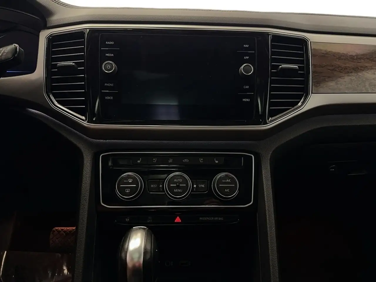 Volkswagen Atlas снимка Volkswagen Atlas