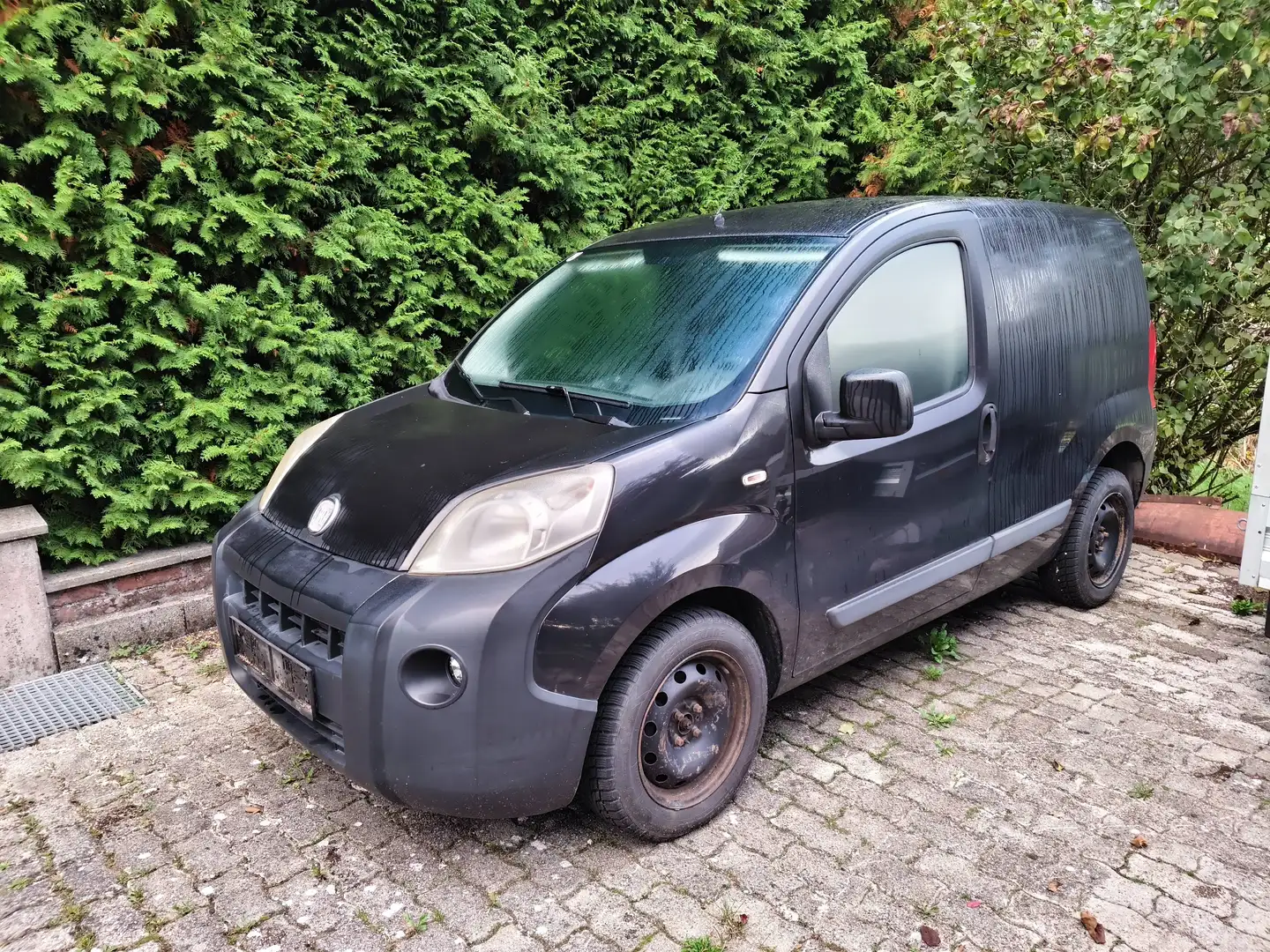 Fiat Fiorino Kastenwagen Schwarz - 1