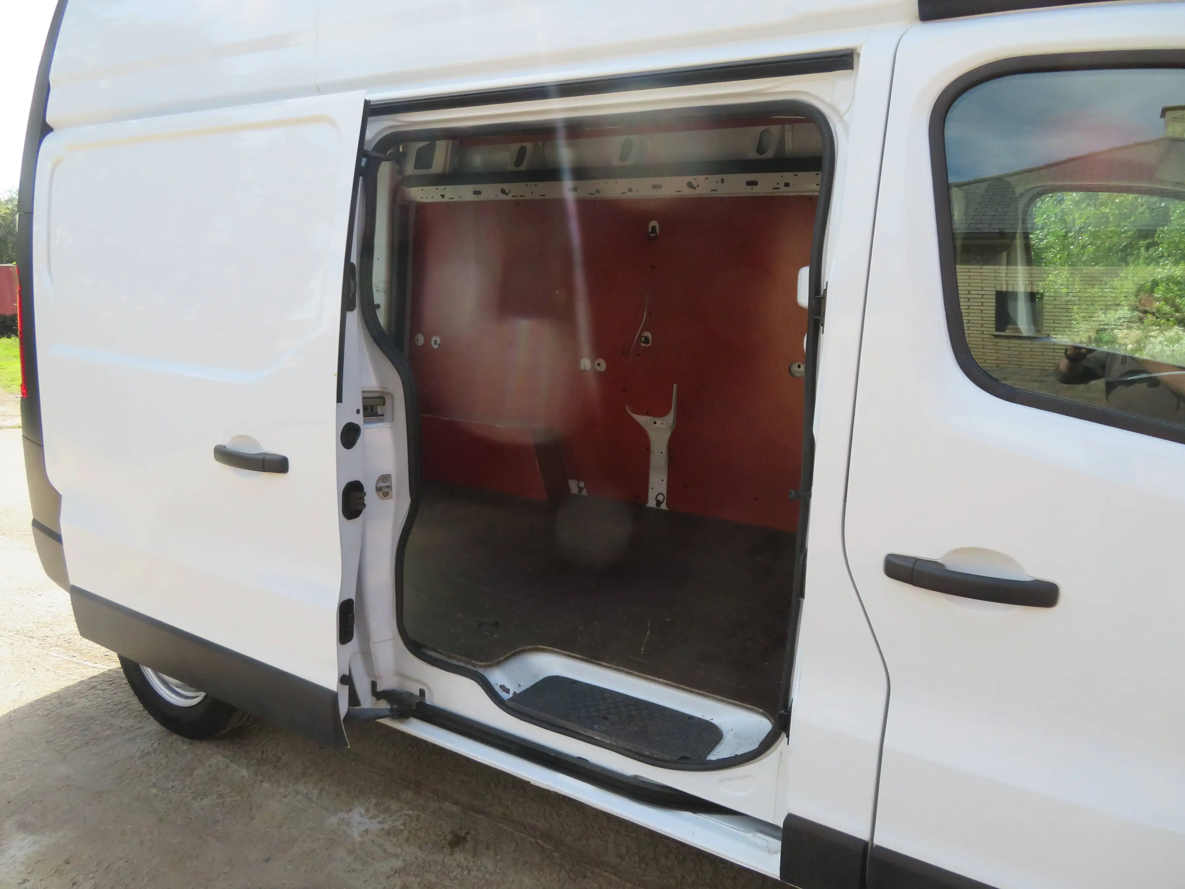 Renault Trafic 2.0dCi - L2H2 Dakdrager — photo 9
