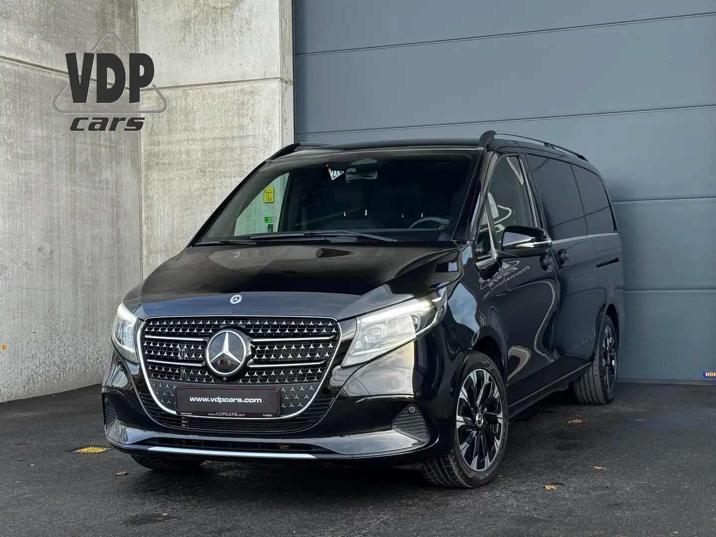 Mercedes-Benz V 250 LICHTE VRACHT DUBBEL CAB. PANORAMA BURM. DISTRONIC Noir - 1
