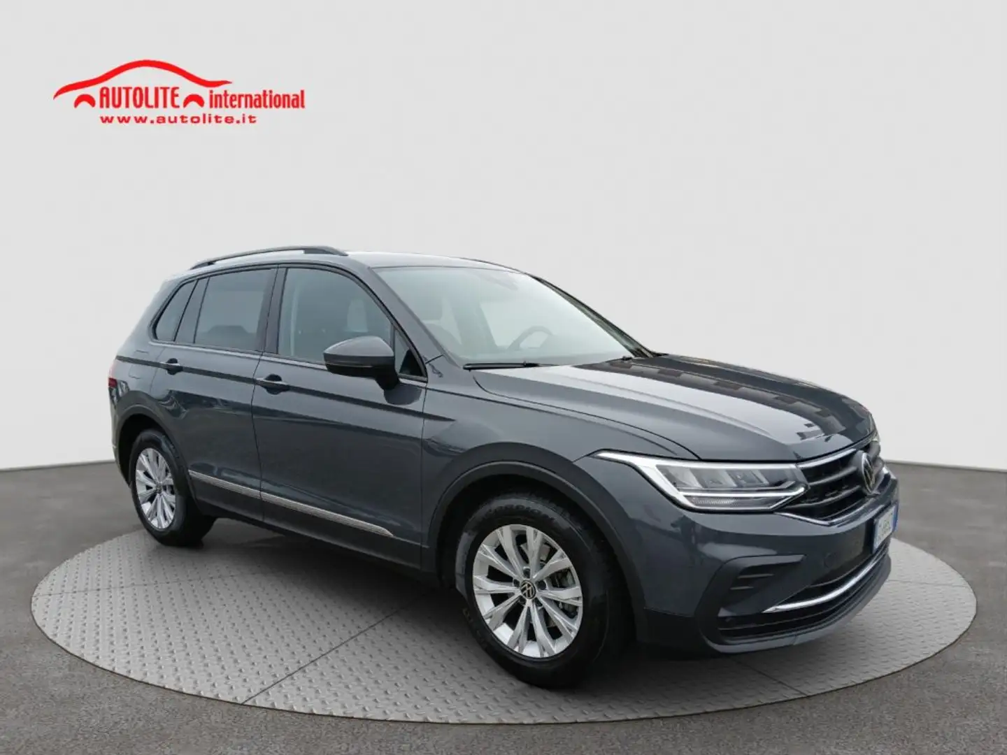 Volkswagen Tiguan 1.5 TSI 150 CV DSG ACT Life Grau - 2