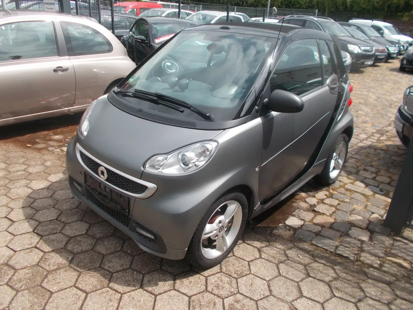 smart forTwo fortwo cabrio  Automatik Servo Klima Grau - 1