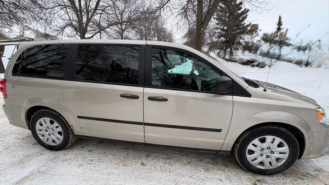 Dodge Grand Caravan снимка Dodge Grand Caravan