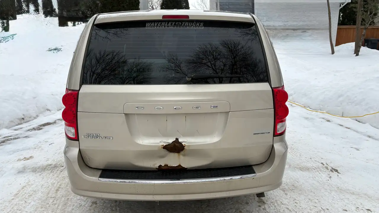 Dodge Grand Caravan снимка Dodge Grand Caravan